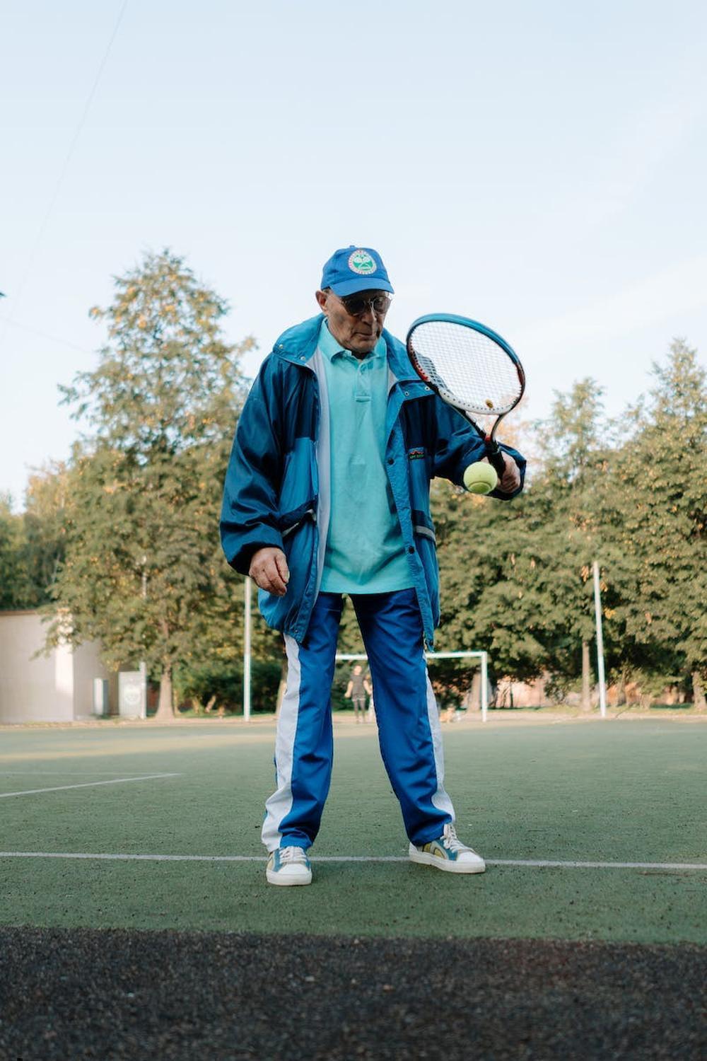 senior_man_playing_tennis